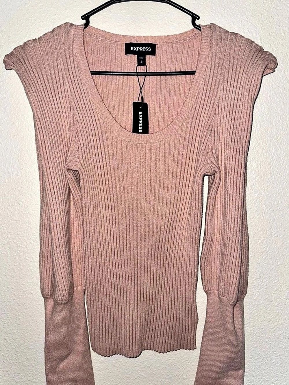 Express Ribbed Crew Neck Sweater in Pink Size Small NWT